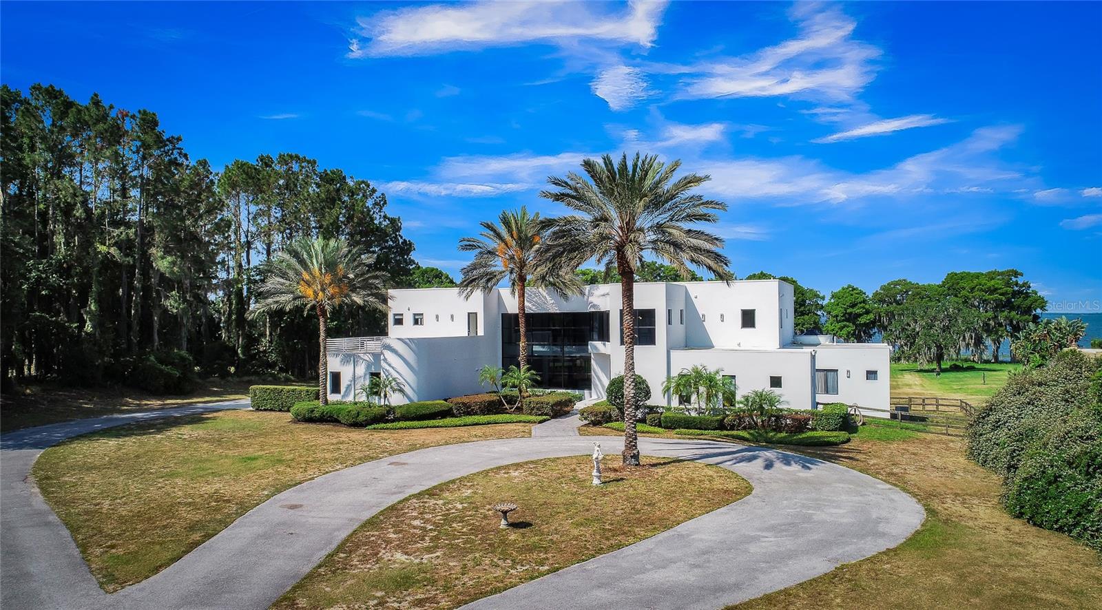 LAKE HARRIS HIGHLANDS SUB - Residential