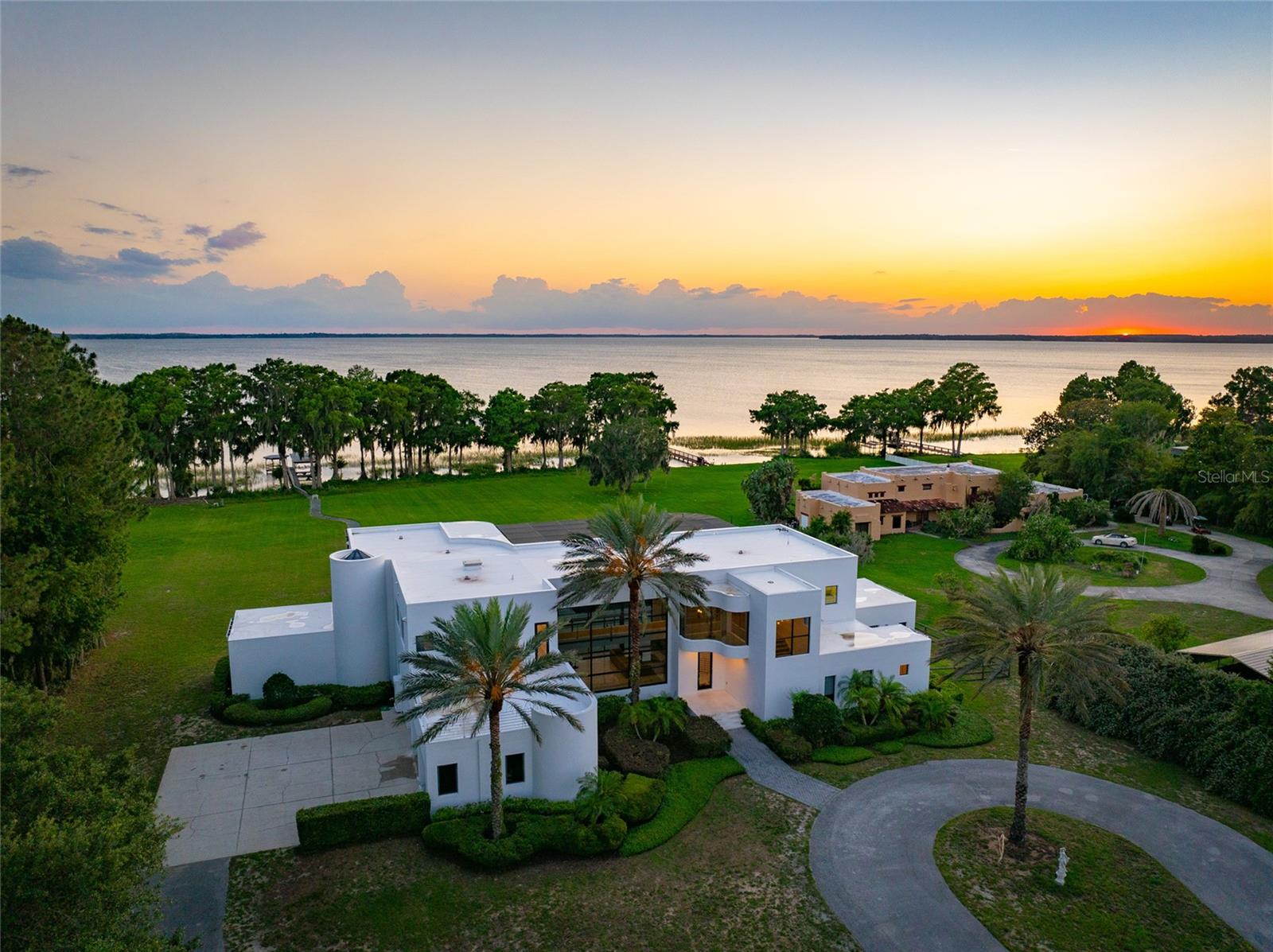 LAKE HARRIS HIGHLANDS SUB - Residential