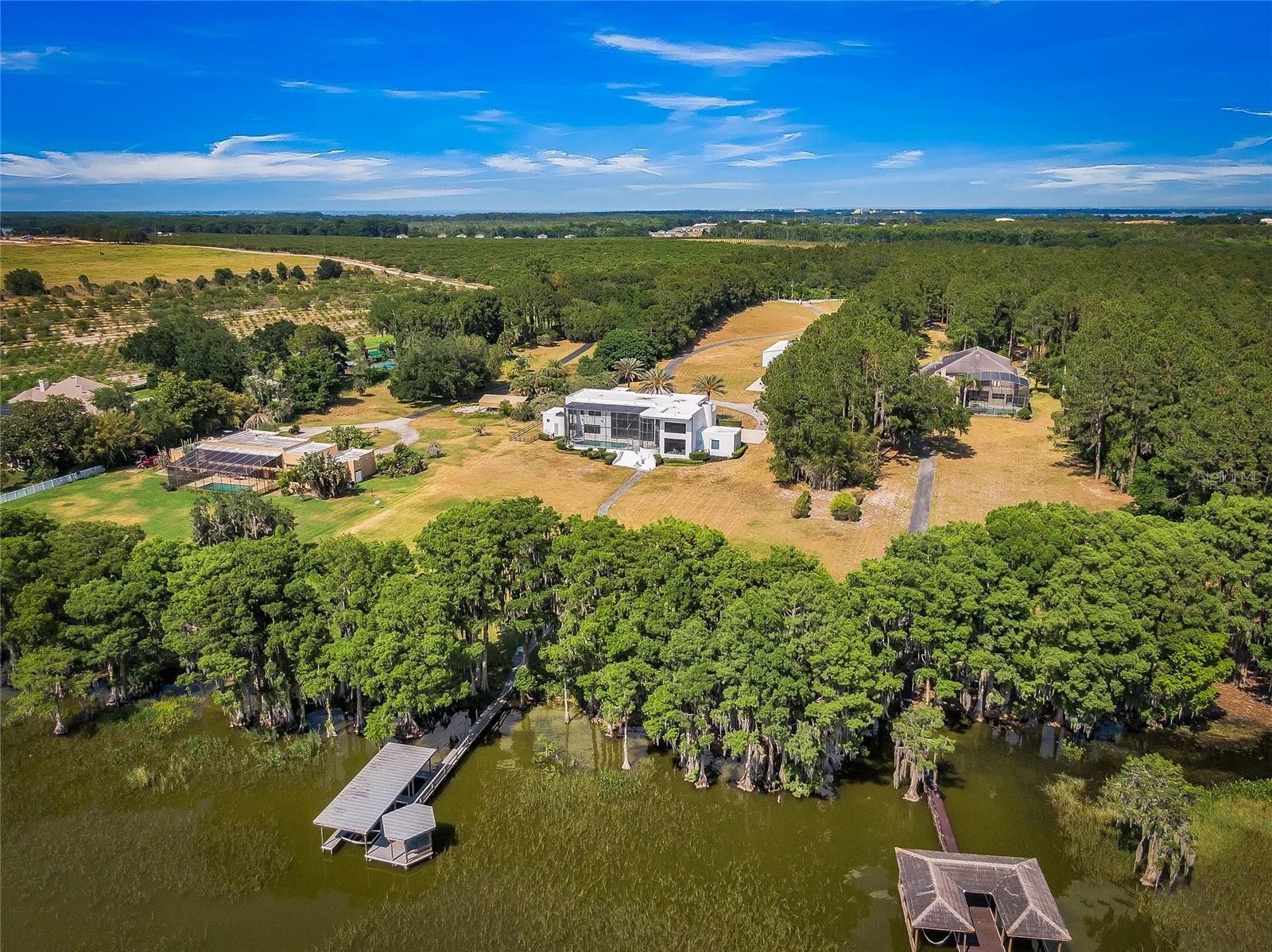 LAKE HARRIS HIGHLANDS SUB - Residential