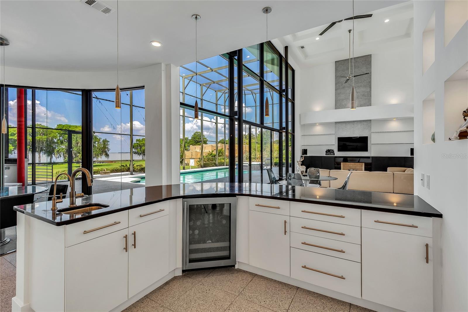 LAKE HARRIS HIGHLANDS SUB - Residential