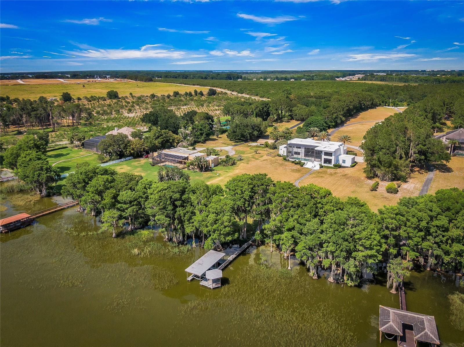 LAKE HARRIS HIGHLANDS SUB - Residential