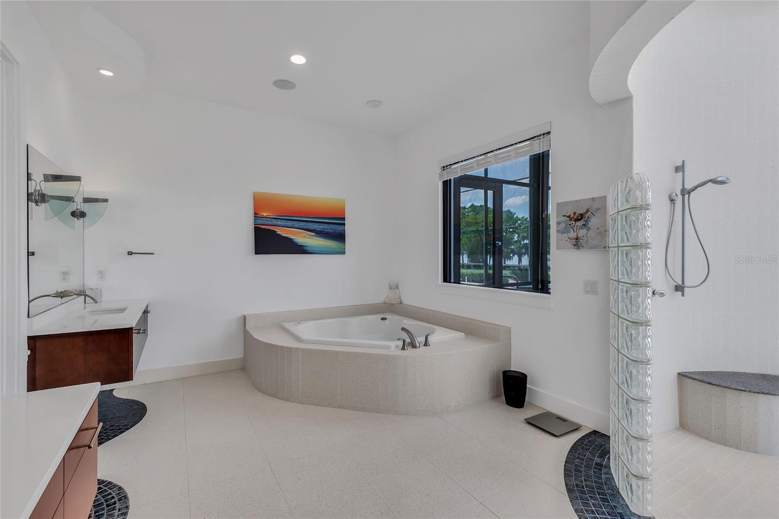 LAKE HARRIS HIGHLANDS SUB - Residential