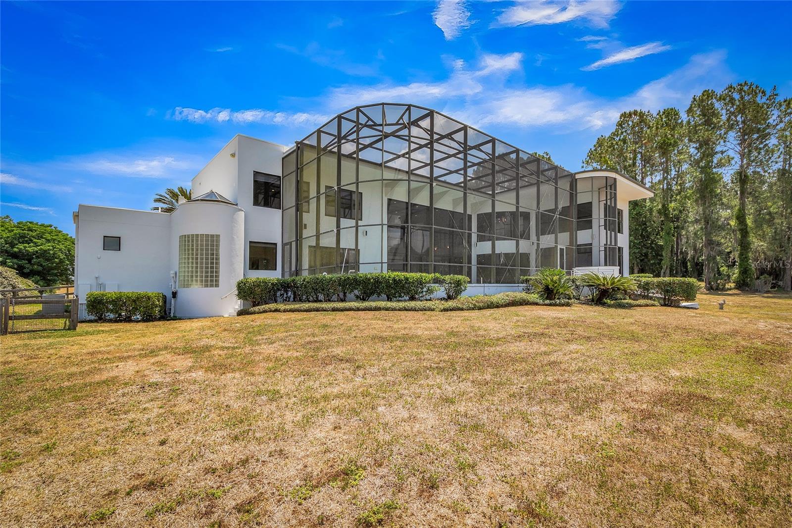 LAKE HARRIS HIGHLANDS SUB - Residential