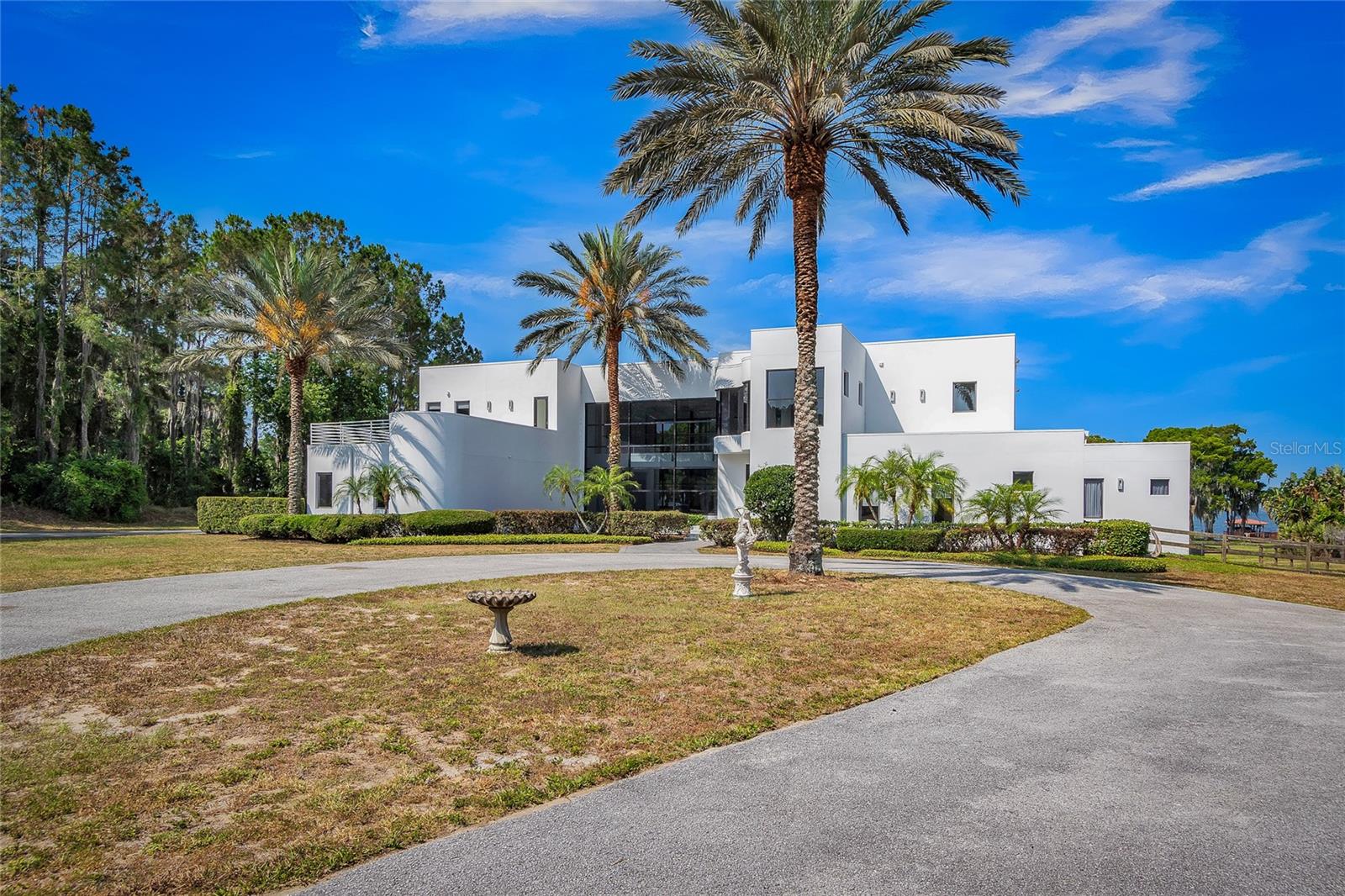 LAKE HARRIS HIGHLANDS SUB - Residential