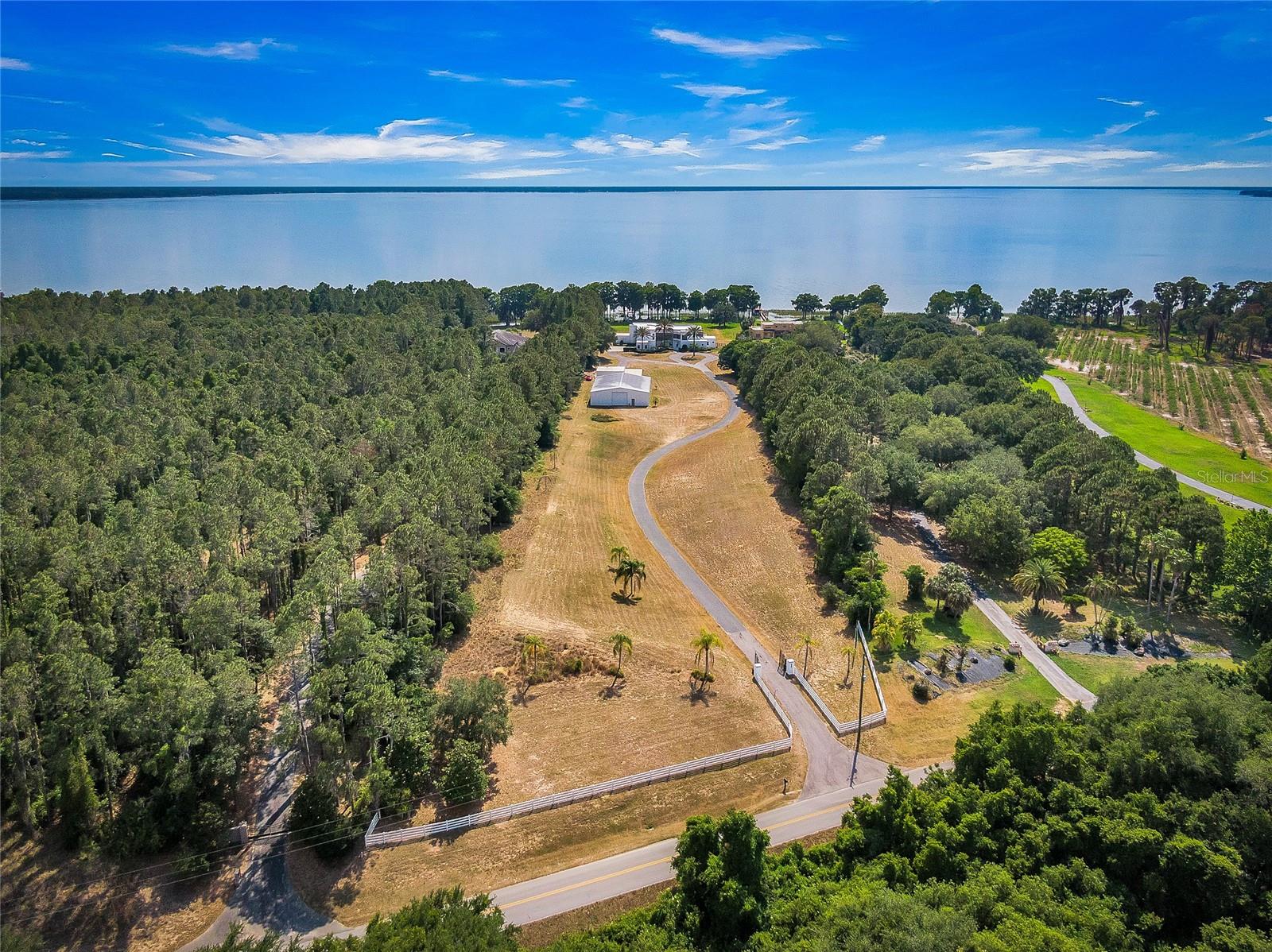 LAKE HARRIS HIGHLANDS SUB - Residential