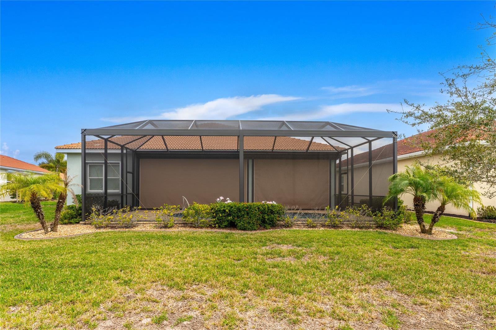 RIVER CLUB - Residential