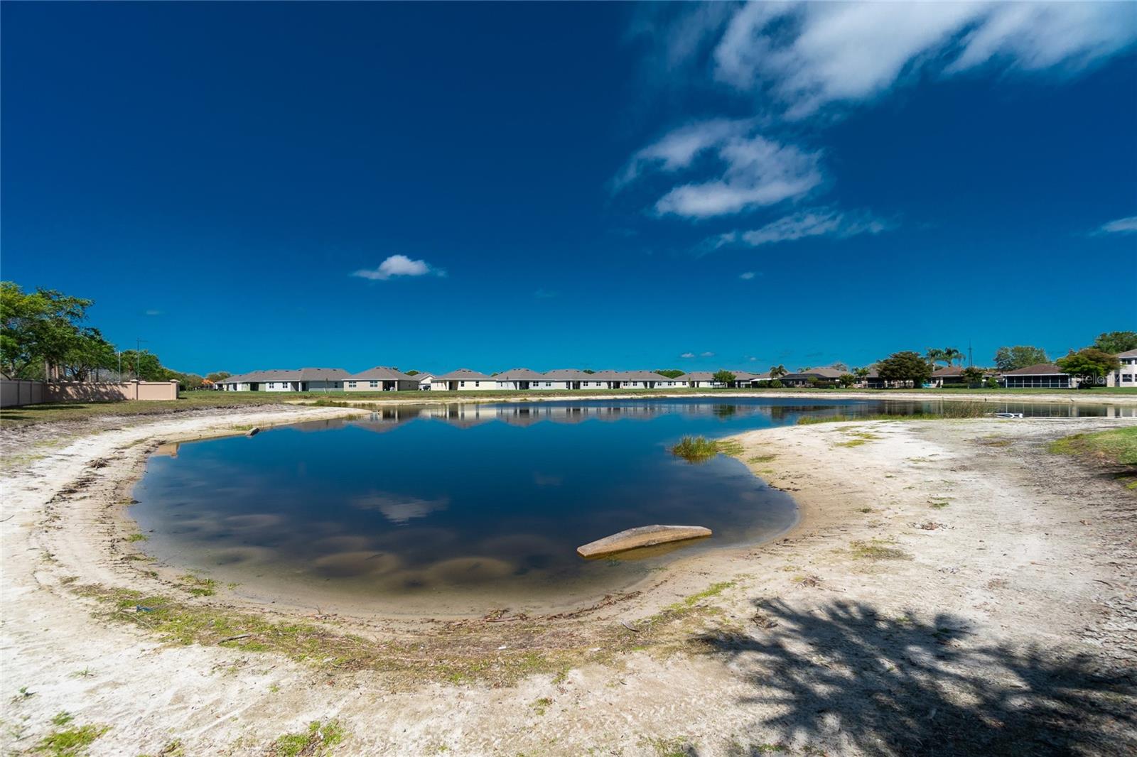 RIVER CLUB - Residential