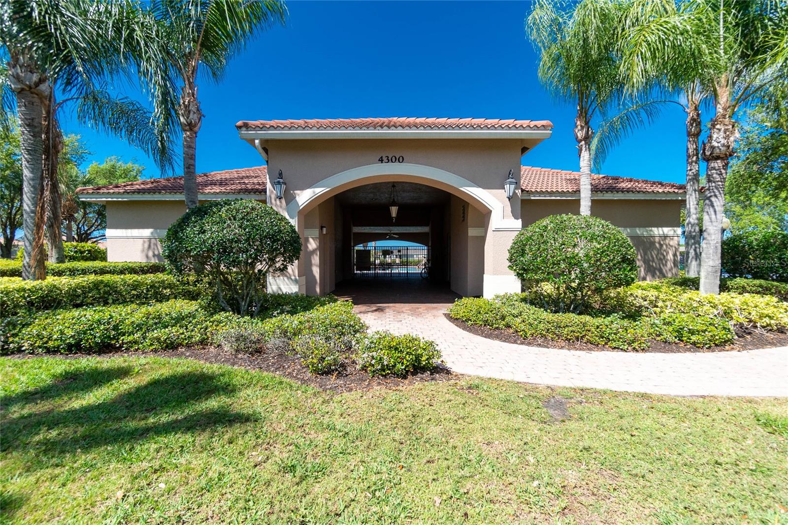 RIVER CLUB - Residential