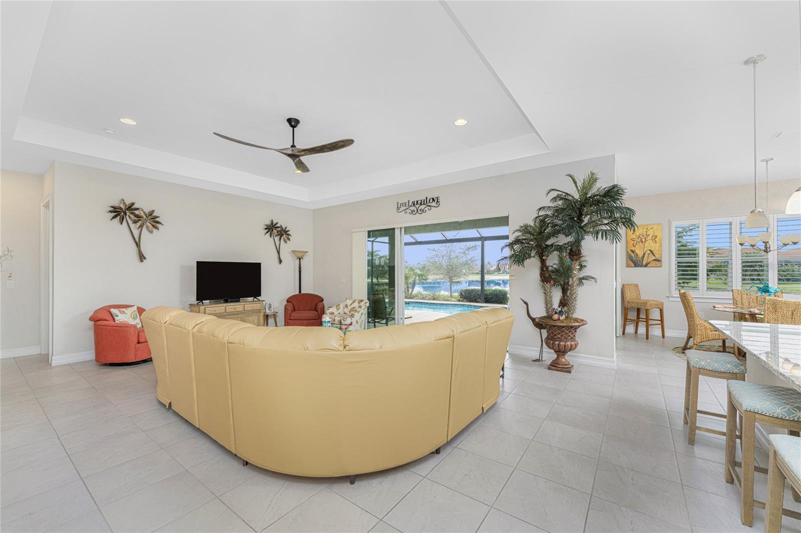 RIVER CLUB - Residential