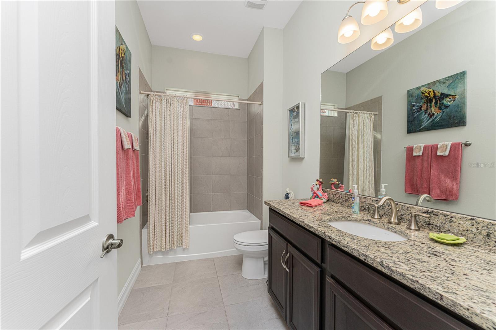 RIVER CLUB - Residential