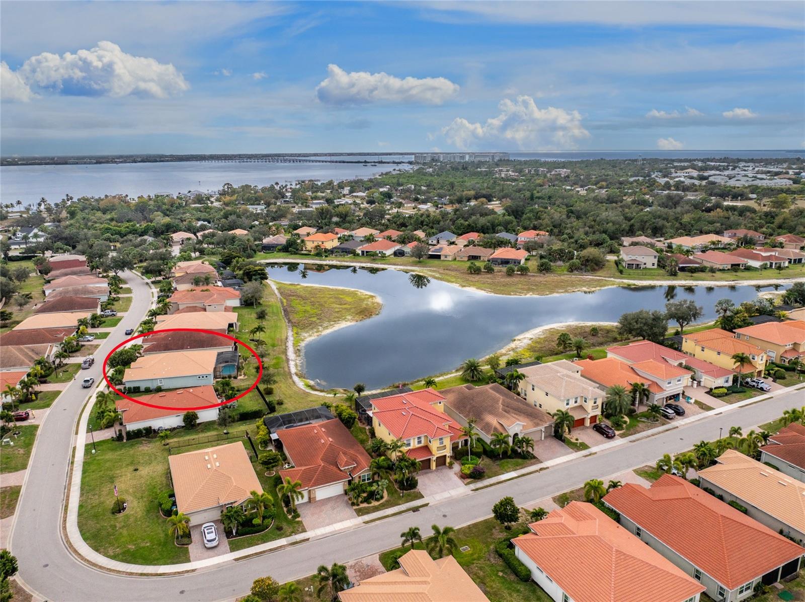 RIVER CLUB - Residential