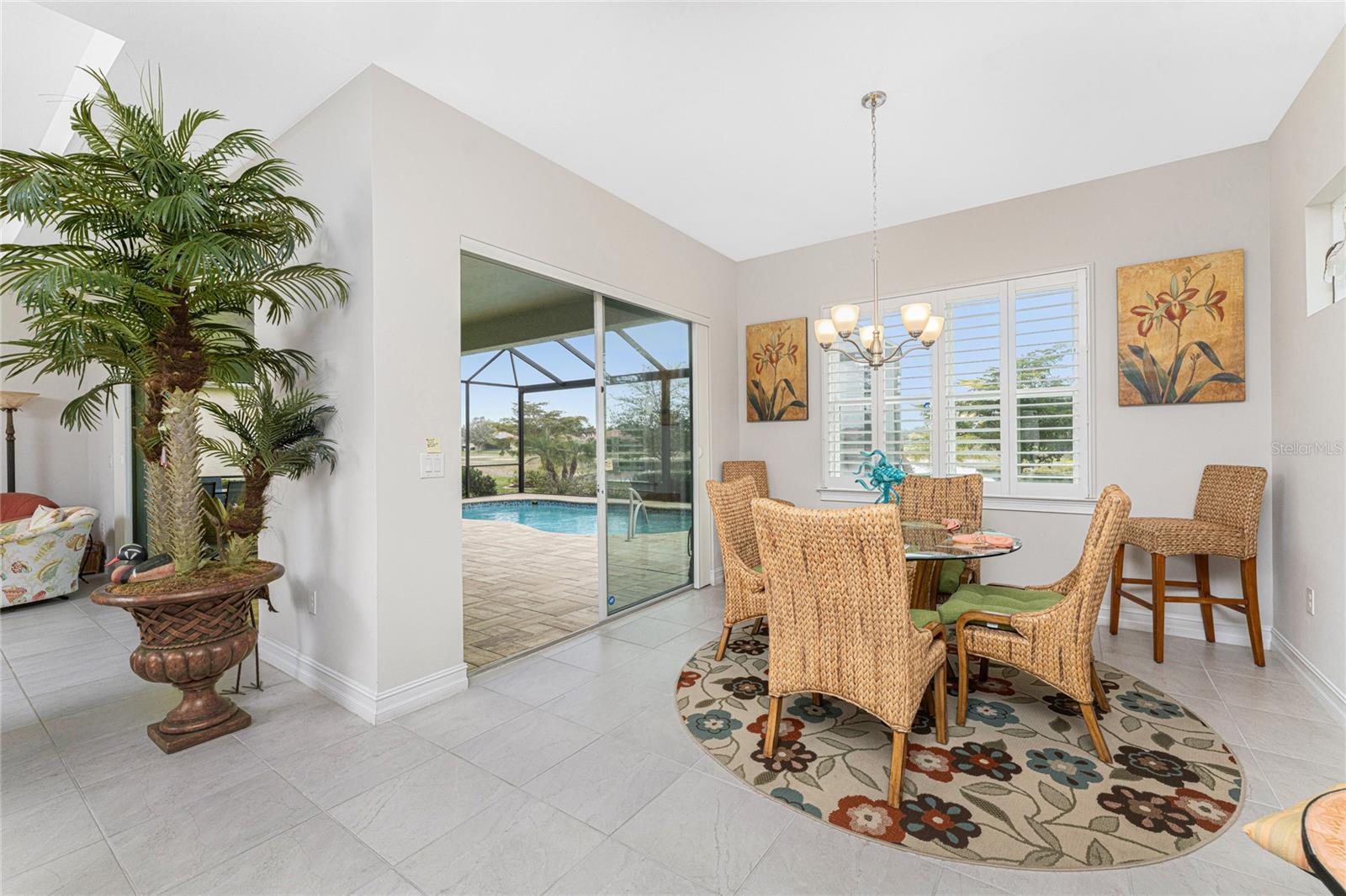 RIVER CLUB - Residential