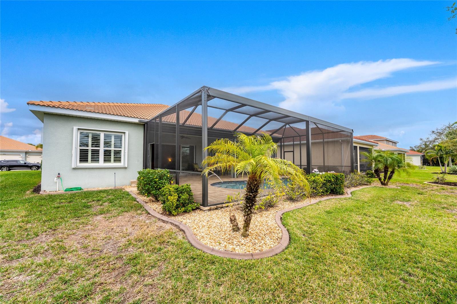 RIVER CLUB - Residential