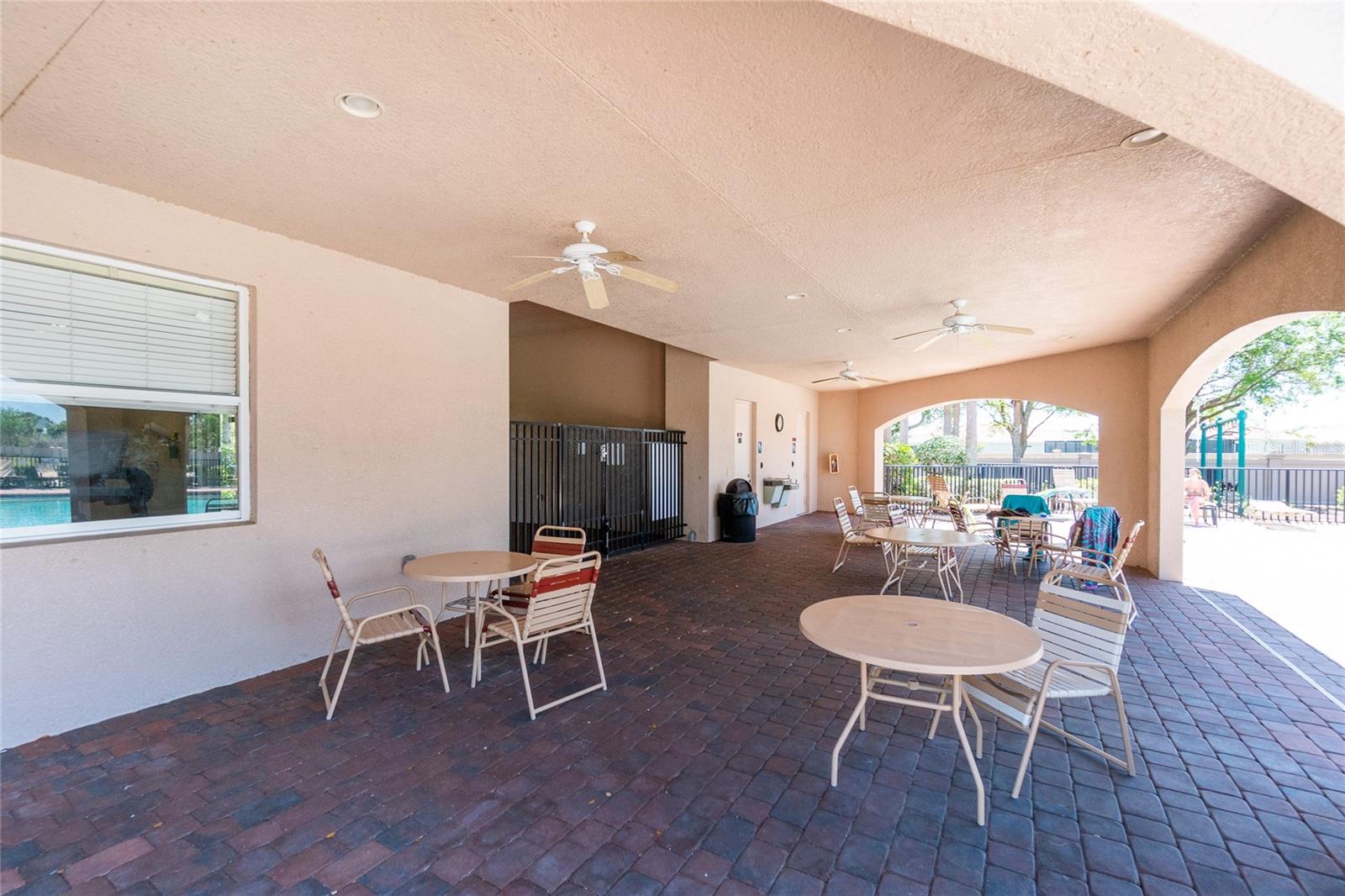 RIVER CLUB - Residential