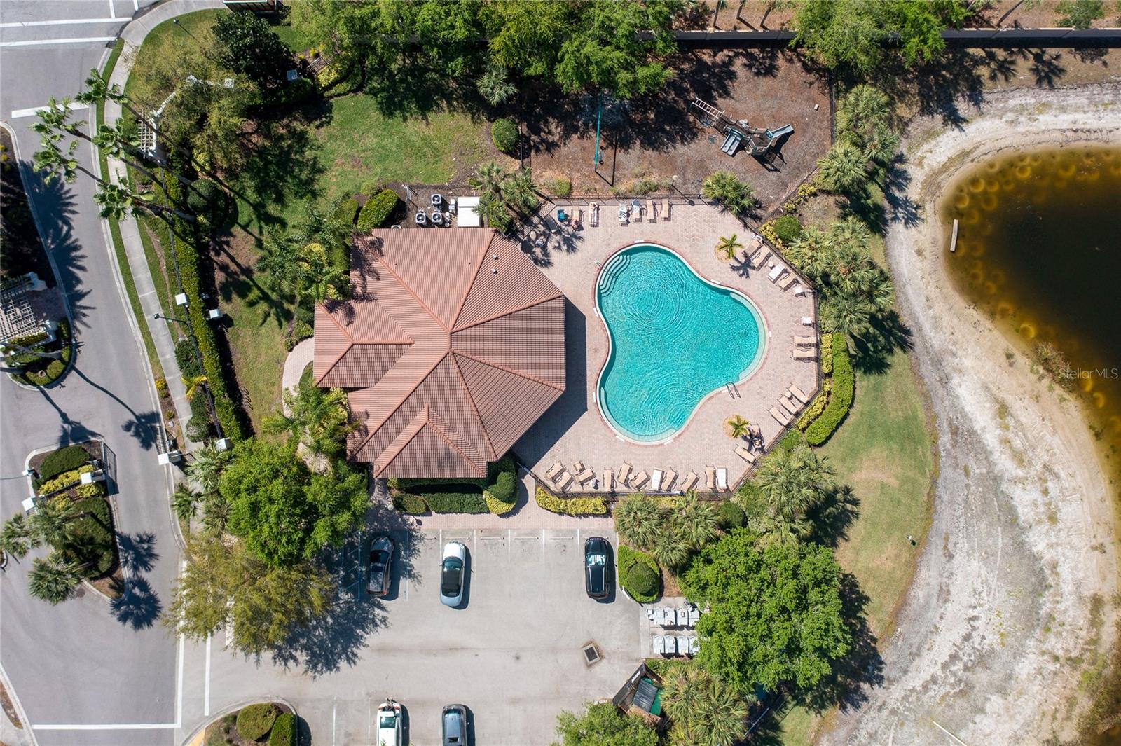 RIVER CLUB - Residential