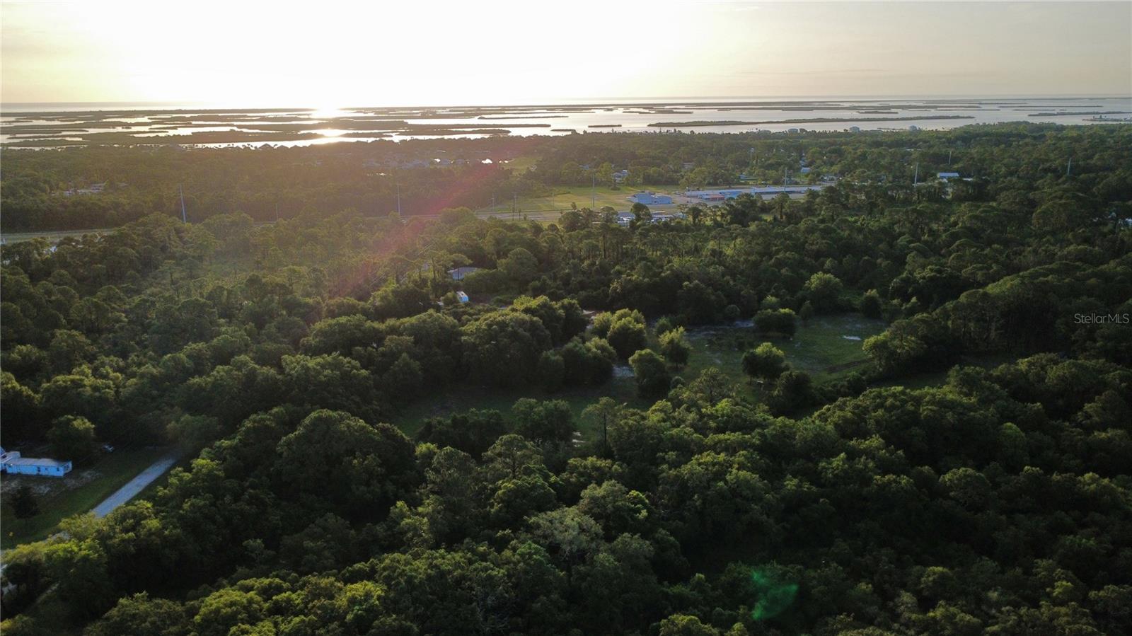 327 BEAVERBROOK LANE