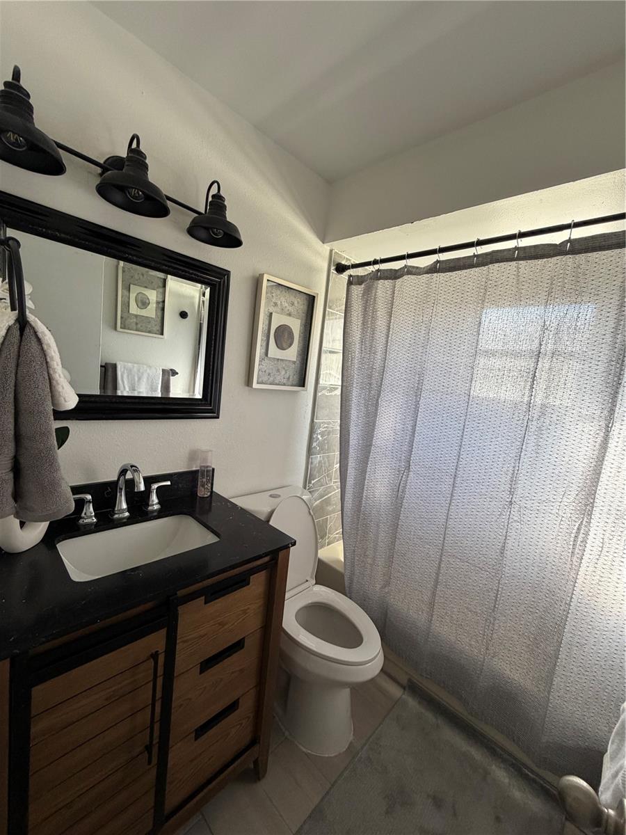 WINTER RUNA - Residential Lease