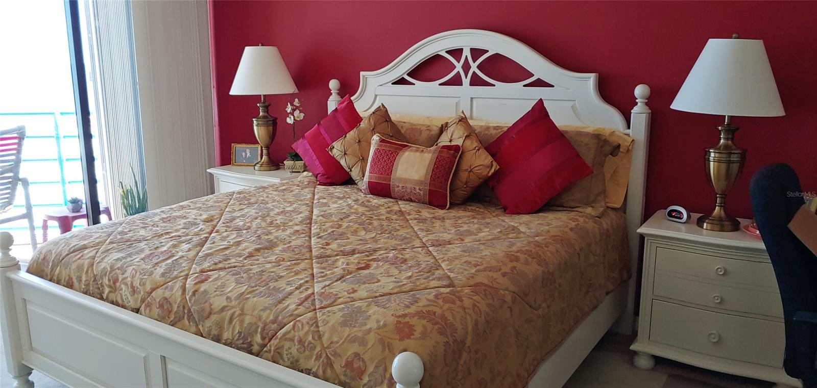 Ebb Tide Condo - Residential