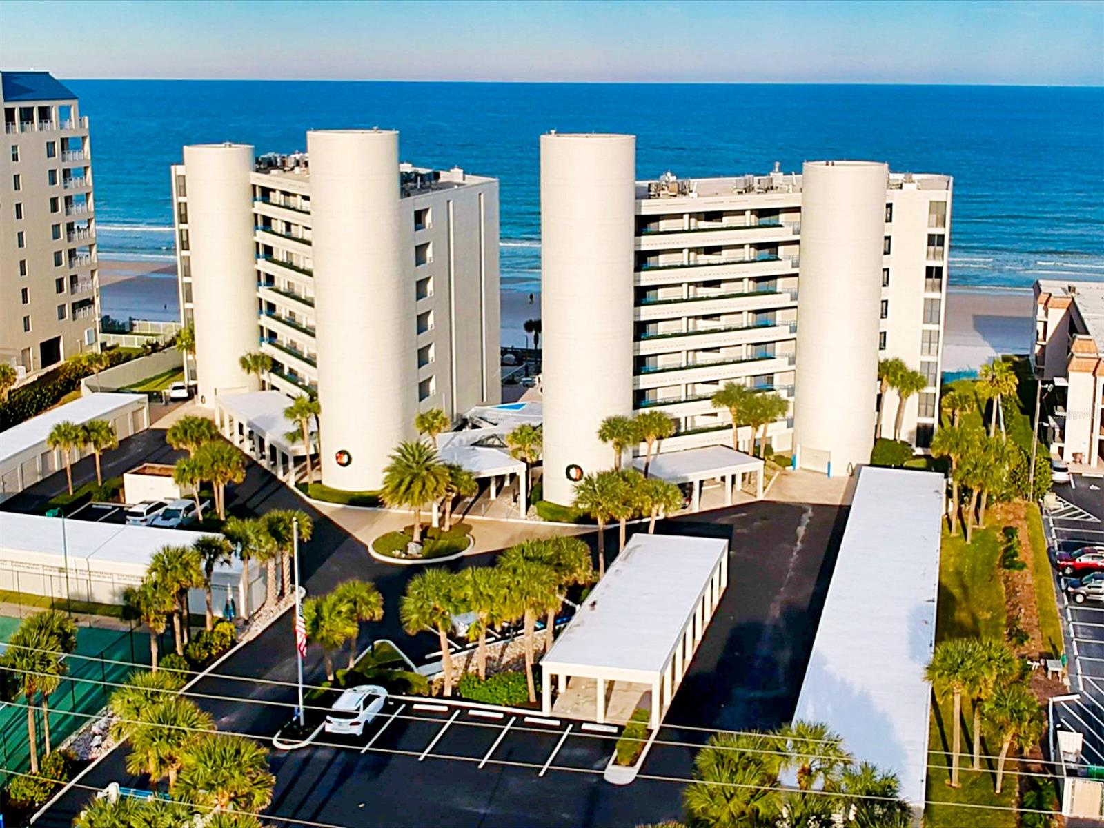 Ebb Tide Condo - Residential