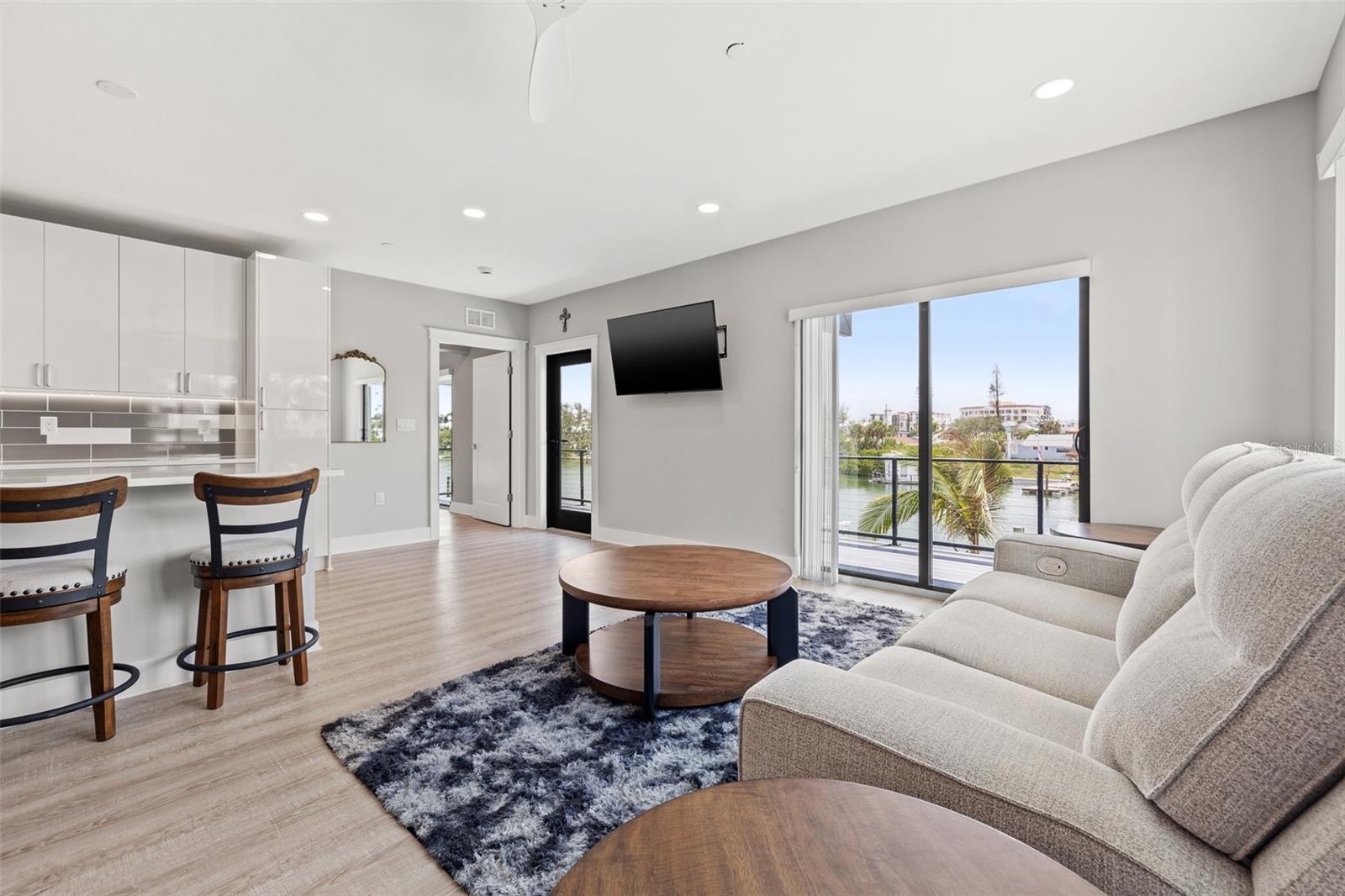 GRIFFITH CAPRI ISLE CONDO UNIT 12400 A - Residential Lease