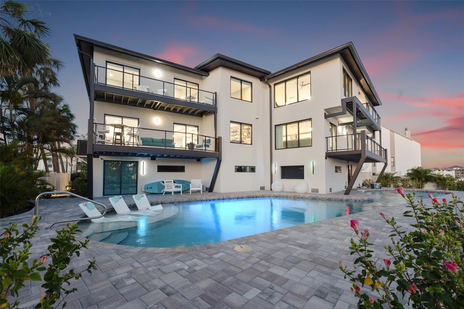 GRIFFITH CAPRI ISLE CONDO UNIT 12400 A - Residential Lease