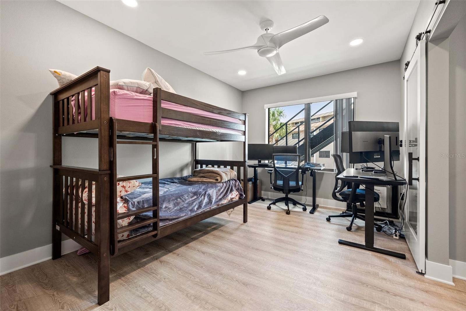 GRIFFITH CAPRI ISLE CONDO UNIT 12400 A - Residential Lease