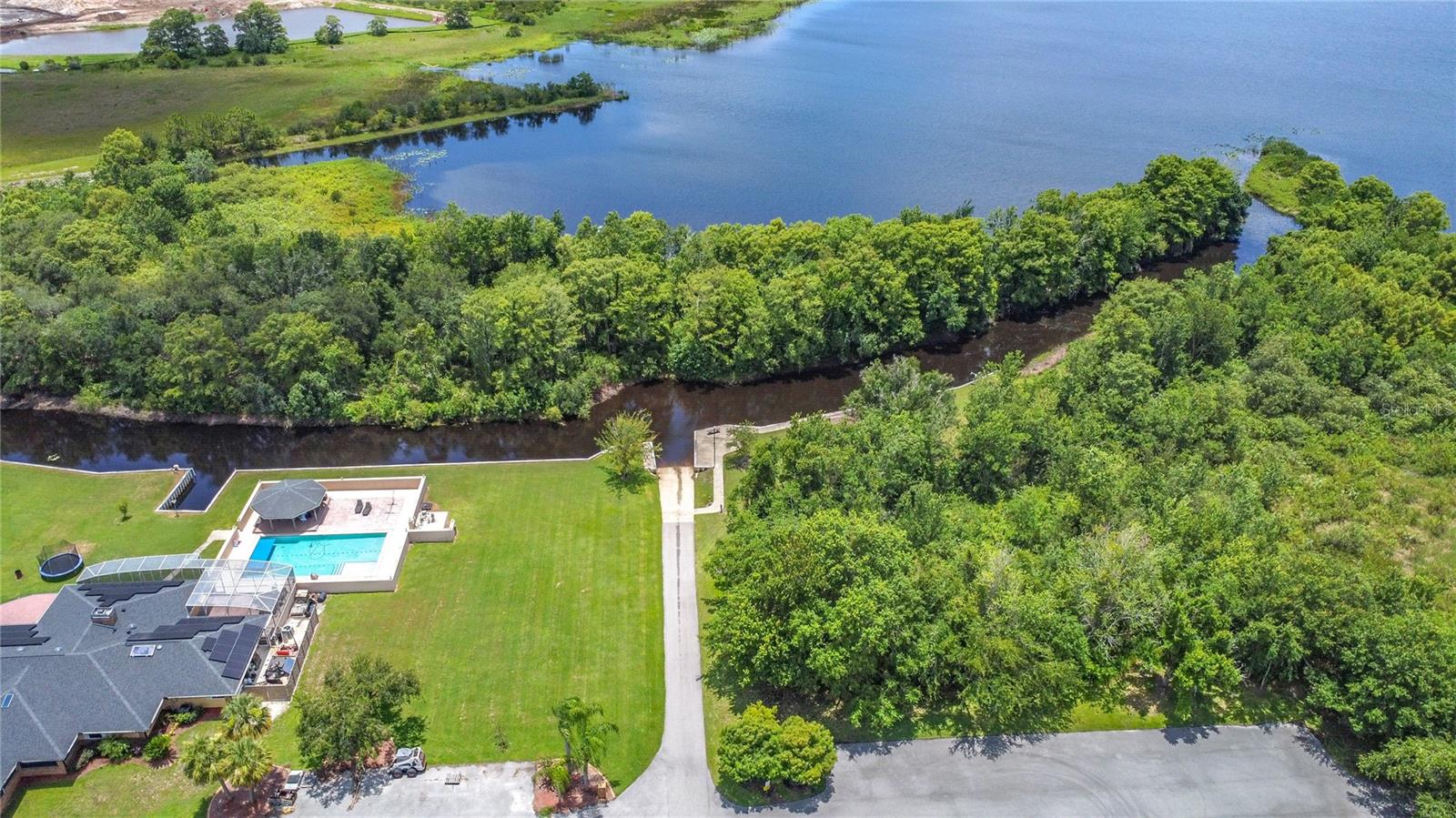 3158 FOREST BREEZE WAY