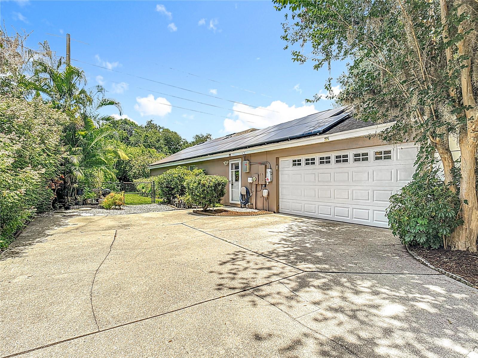 3158 FOREST BREEZE WAY