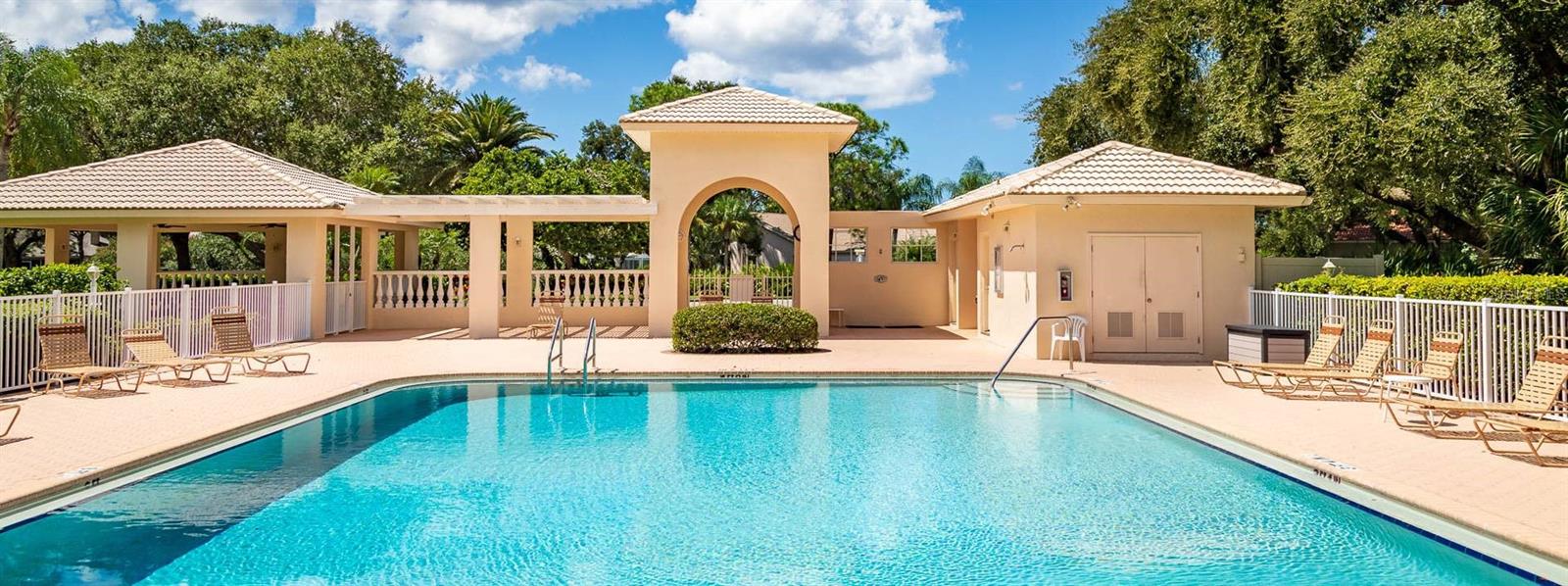 STONEYBROOK AT PALMER RANCH - Residential