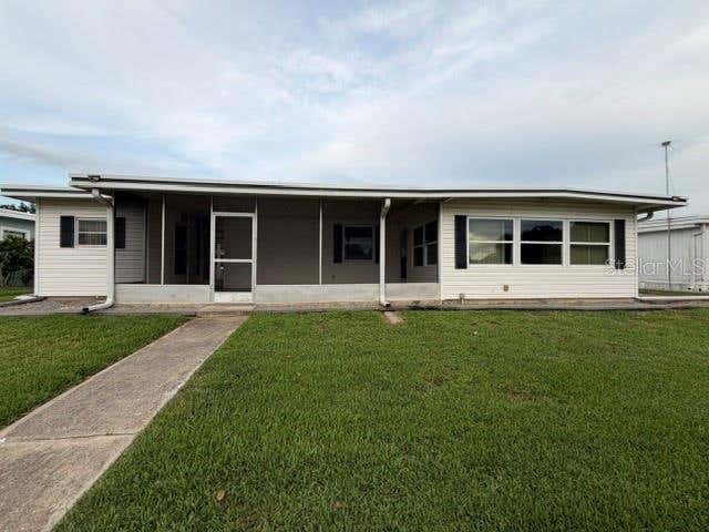 Photo of 1023 Southland Drive, Tavares, FL 32778 (MLS # S5154525)