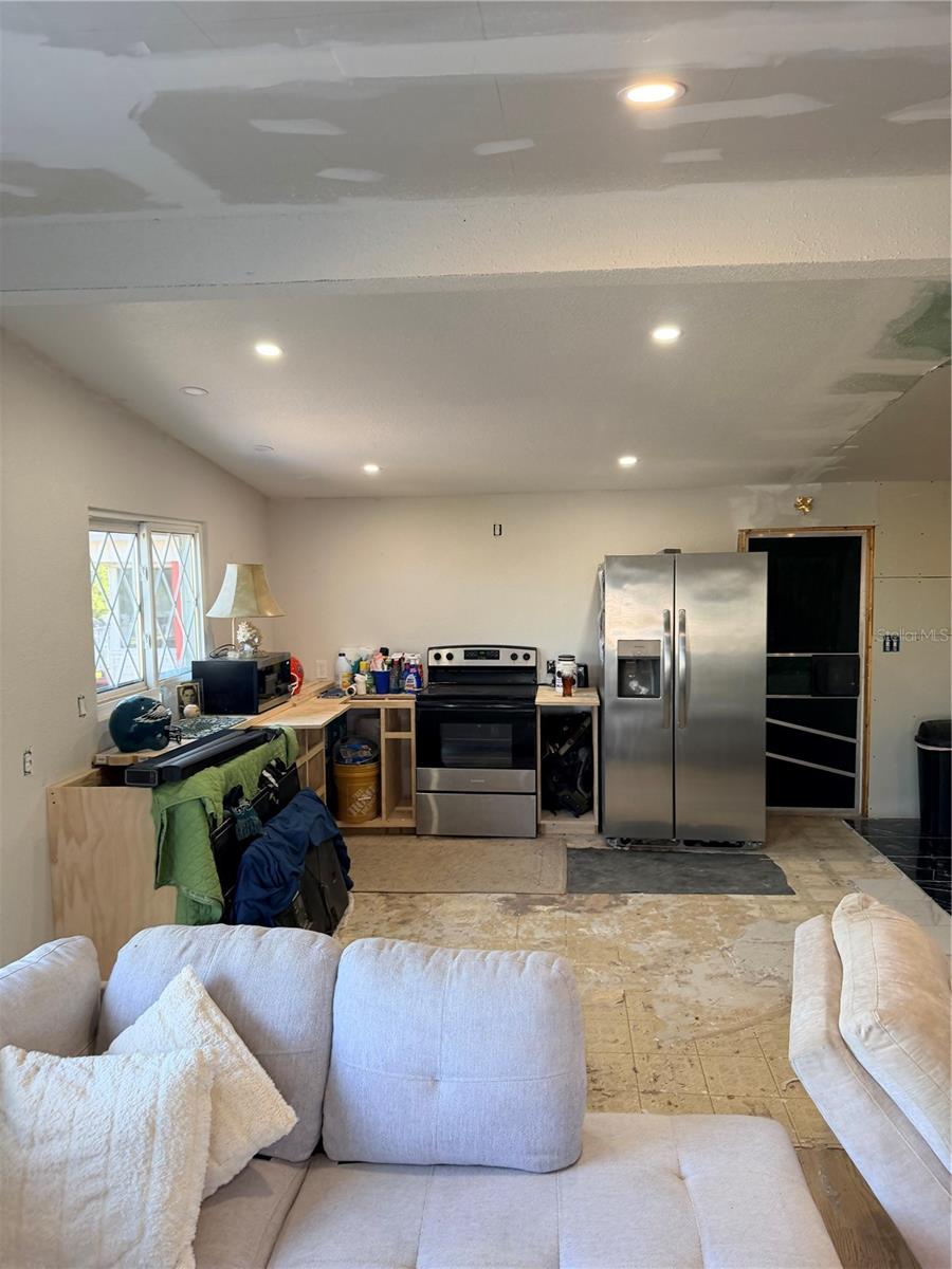 SABAL PALM PARK - Residential