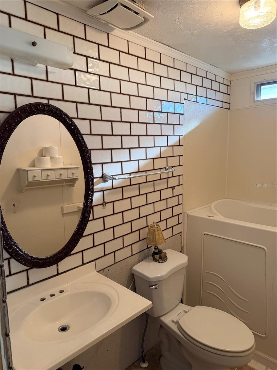 SABAL PALM PARK - Residential