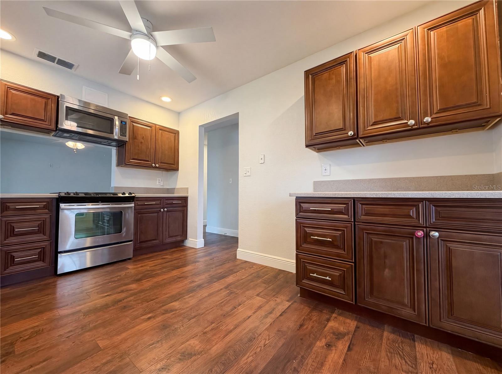 BRYAN MANOR SOUTH UNIT II - Residential