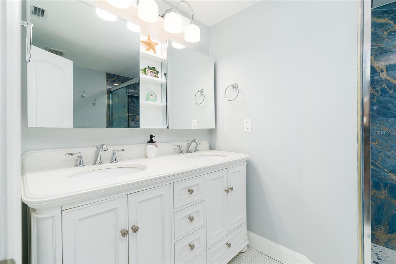 NEW SMYRNA BEACH - Residential