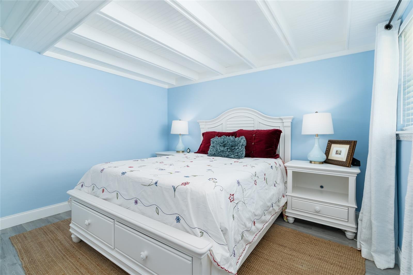 NEW SMYRNA BEACH - Residential