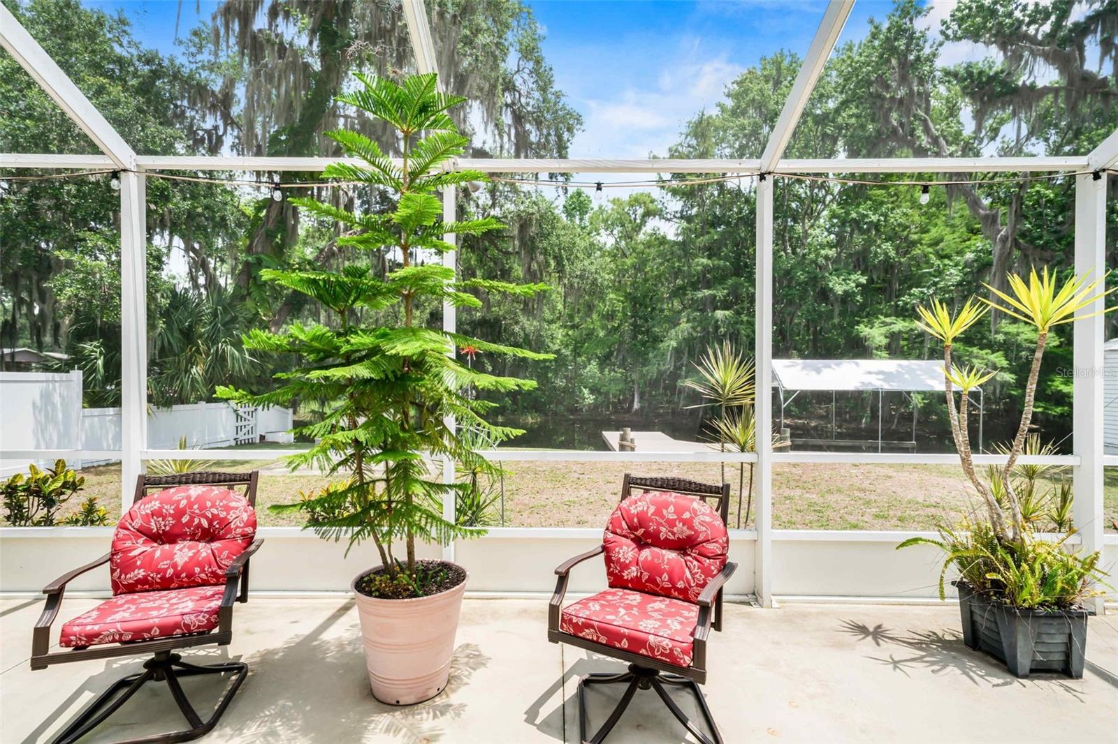 1123 S WATERVIEW DRIVE