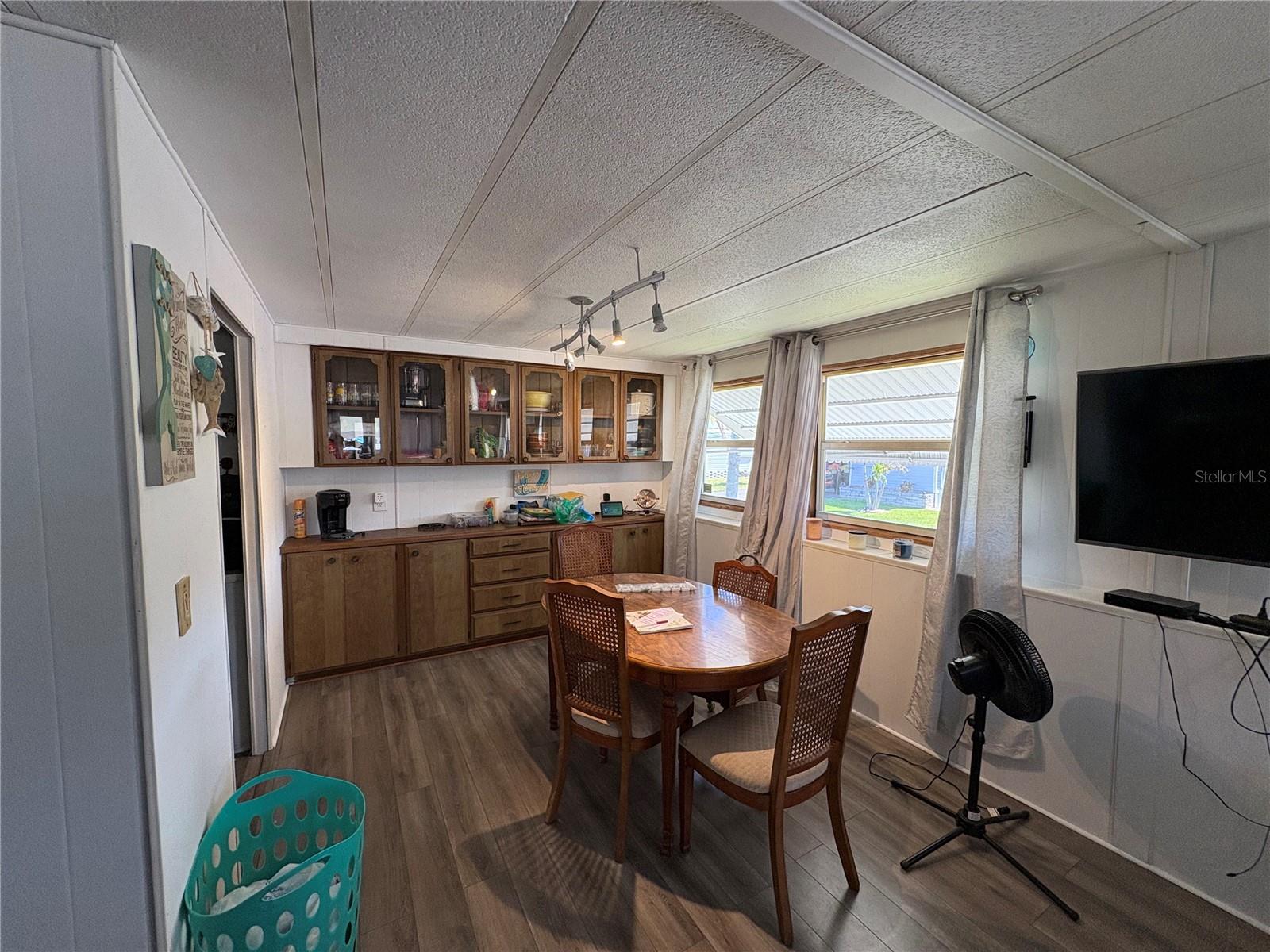 WESTWINDS VILLAGE CO-OP - Residential Lease