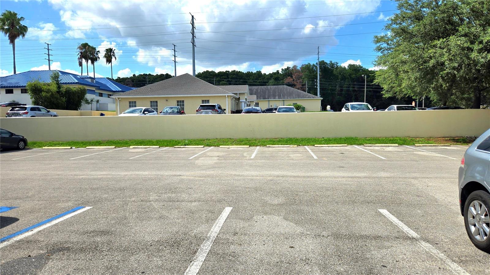 DAUGHTERY ROAD PROFESSIONAL CENTER 03 - Commercial Lease