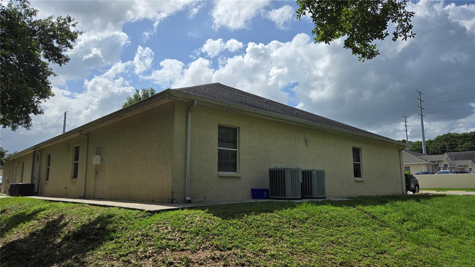 DAUGHTERY ROAD PROFESSIONAL CENTER 03 - Commercial Lease