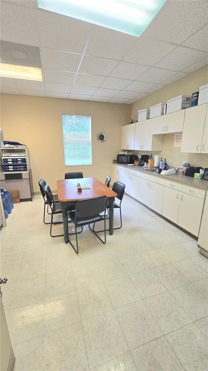 DAUGHTERY ROAD PROFESSIONAL CENTER 03 - Commercial Lease