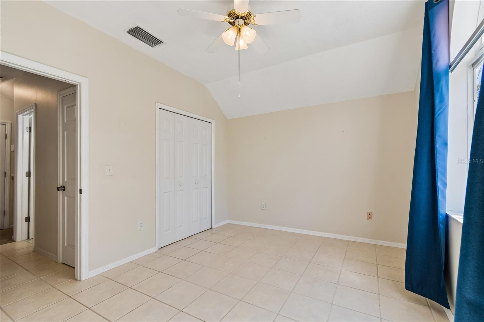 CYPRESS GLEN - Residential