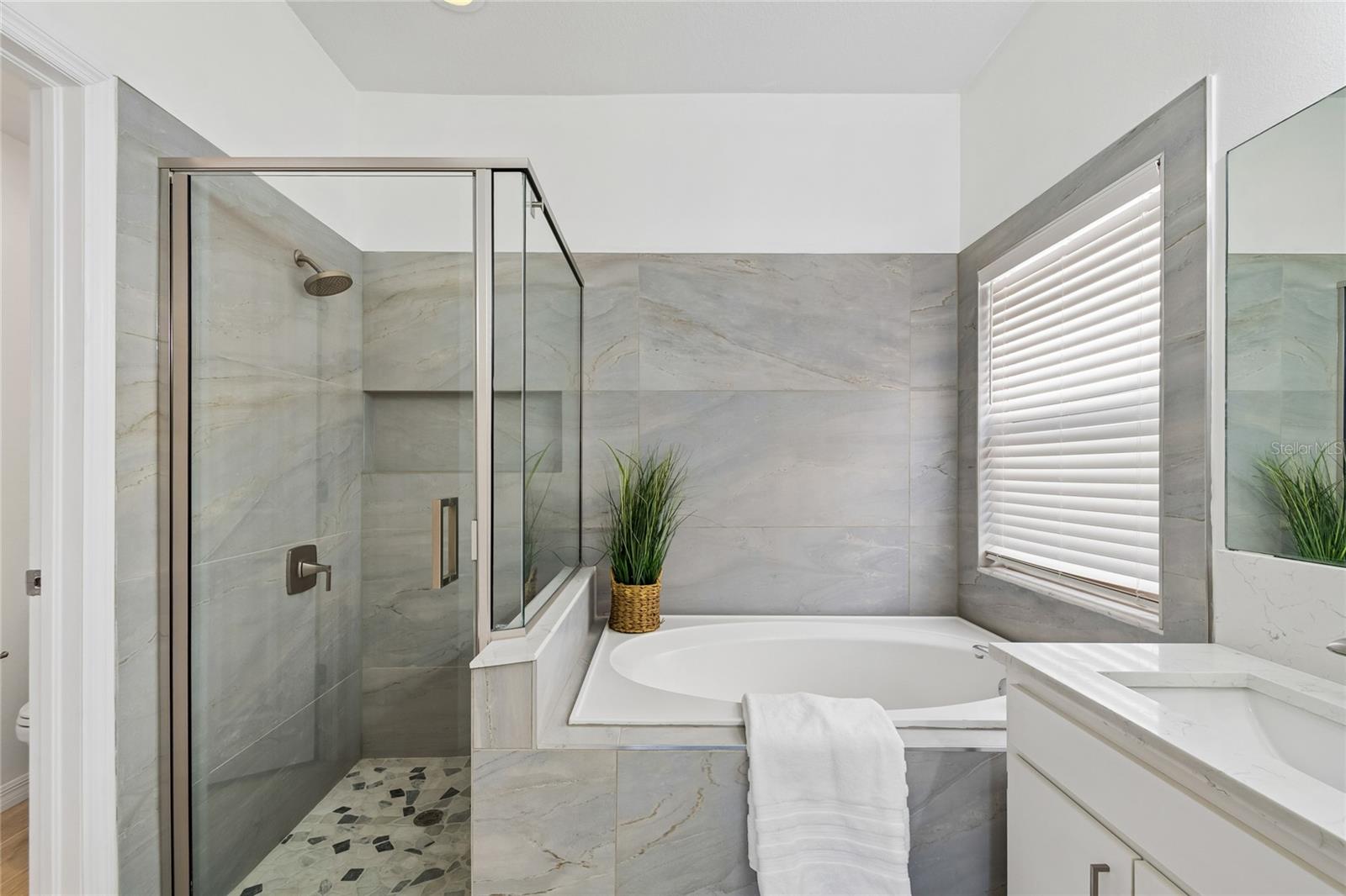 CYPRESS GLEN - Residential