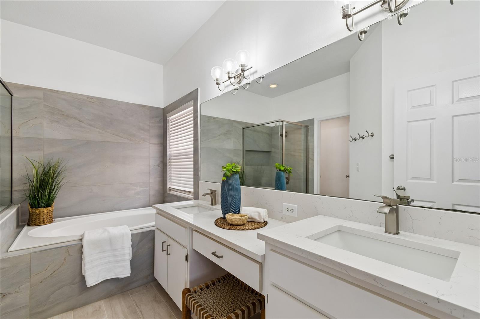 CYPRESS GLEN - Residential