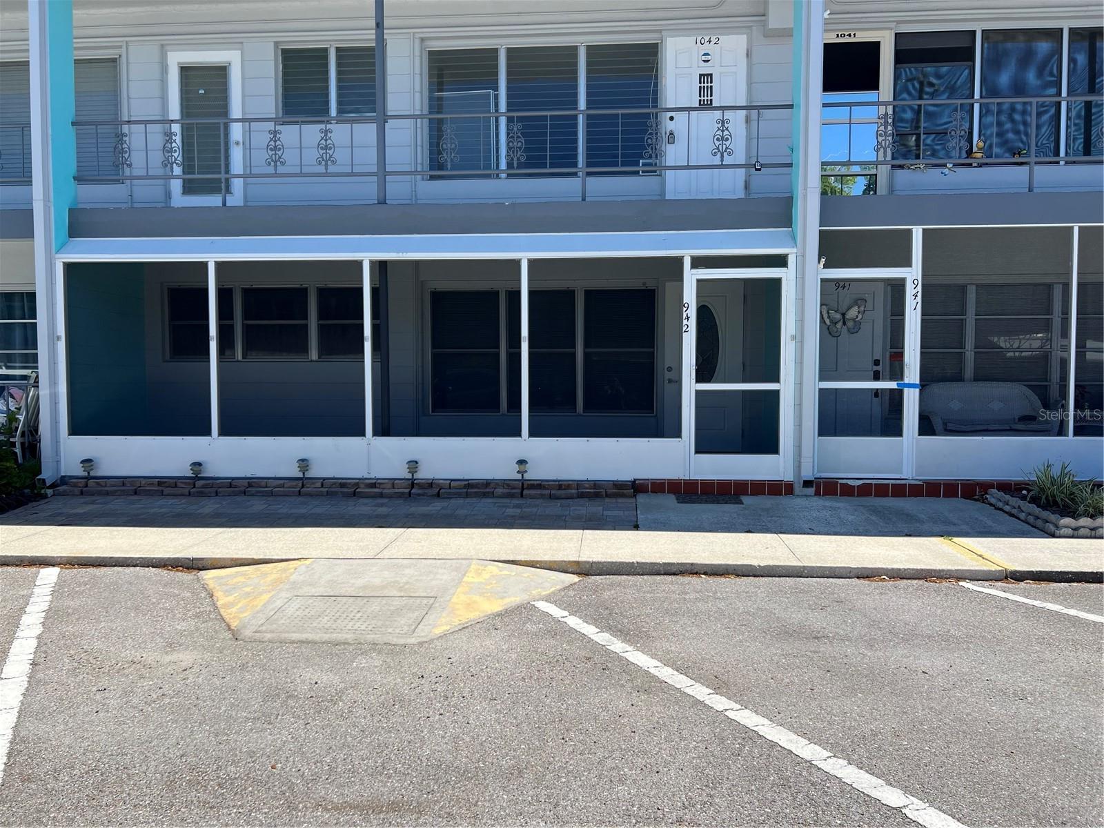 CLEARVIEW OAKS CONDO - Residential