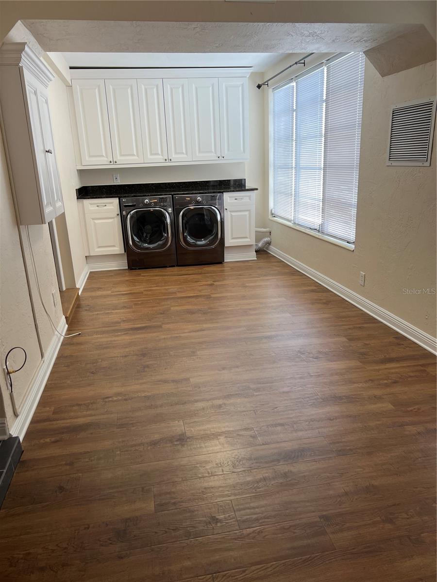CLEARVIEW OAKS CONDO - Residential