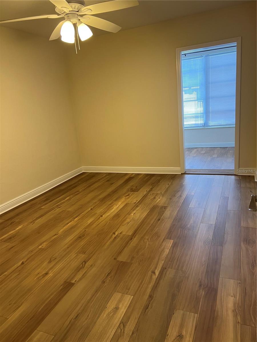 CLEARVIEW OAKS CONDO - Residential