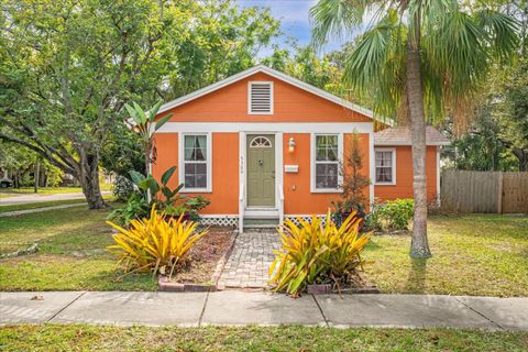 Featured picture for the property U8223415