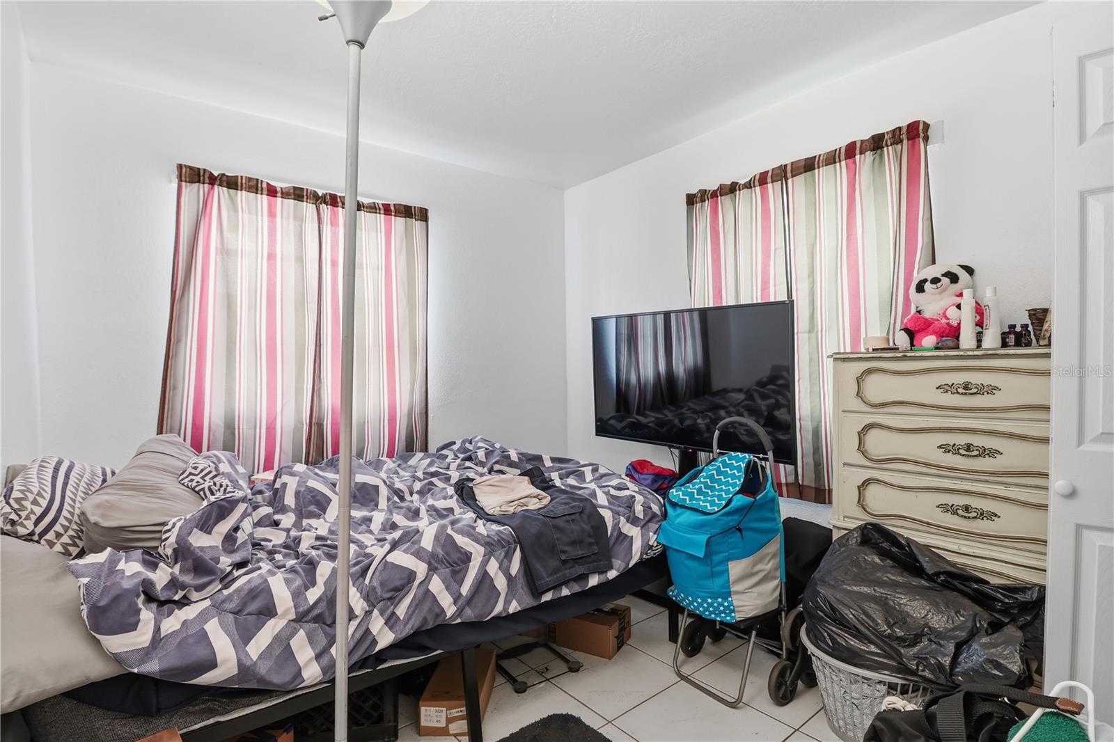 LINCOLN PLACE - Residential Income