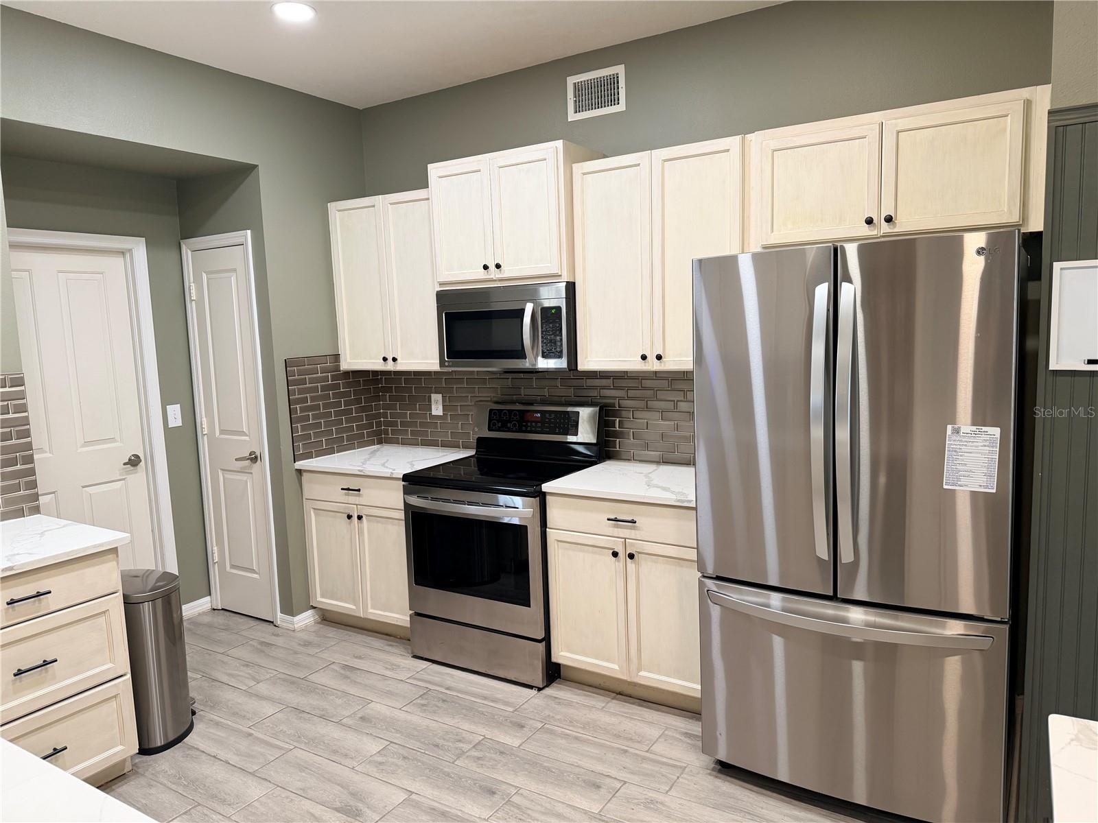 COPPER RIDGE TR C - Residential Lease