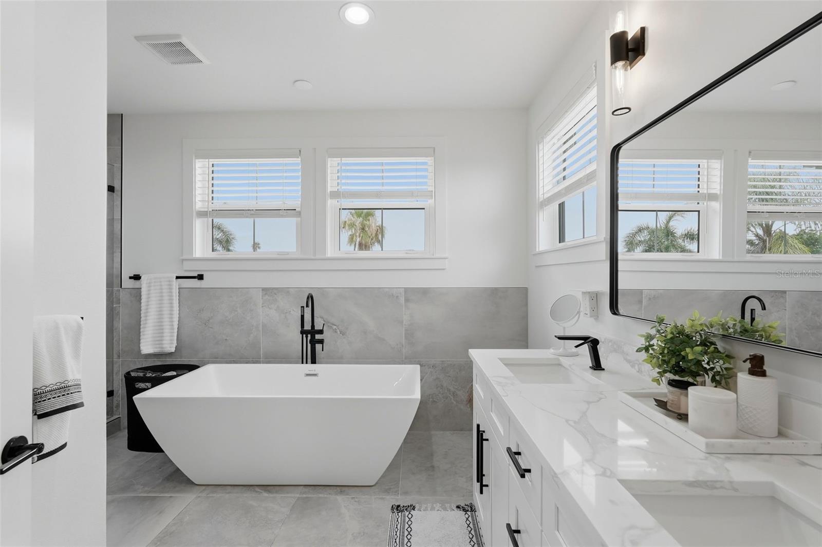 SHOREACRES CENTER - Residential